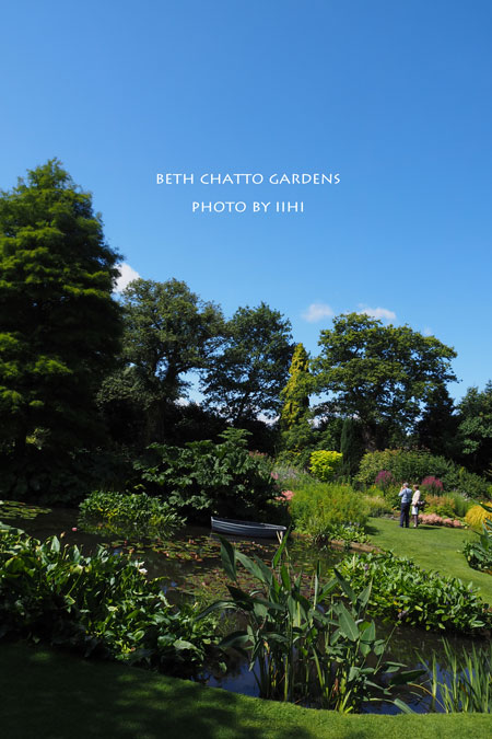 2014julyBethChattoGardens08.jpg