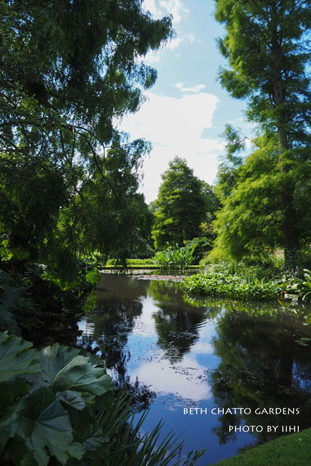 2014julyBethChattoGardens09.jpg