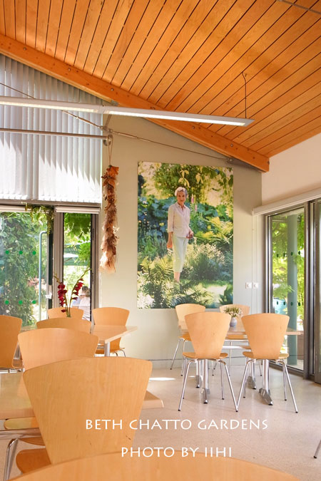 2014julyBethChattoGardens54.jpg