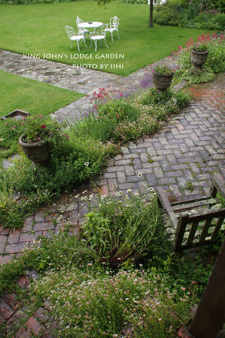 KingJohn'sLodgeGARDEN7.jpg