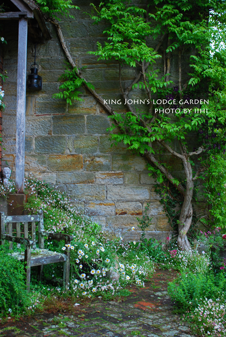 KingJohn'sLodgeGARDEN8.jpg