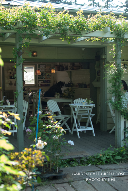 gardencafegreenrose21.jpg