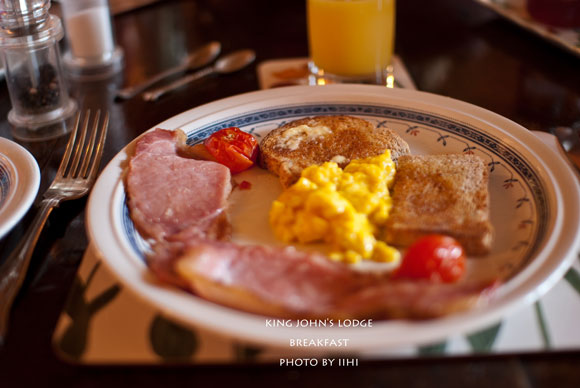 kingjohnslodcebreakfast.jpg