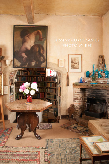 sissinghurstcastle-garden29.jpg