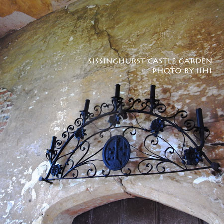 sissinghurstcastle-garden36.jpg