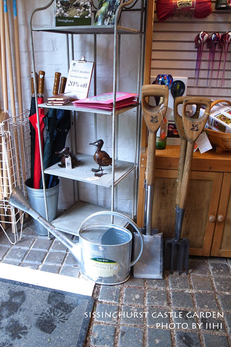sissinghurstcastle-garden38.jpg